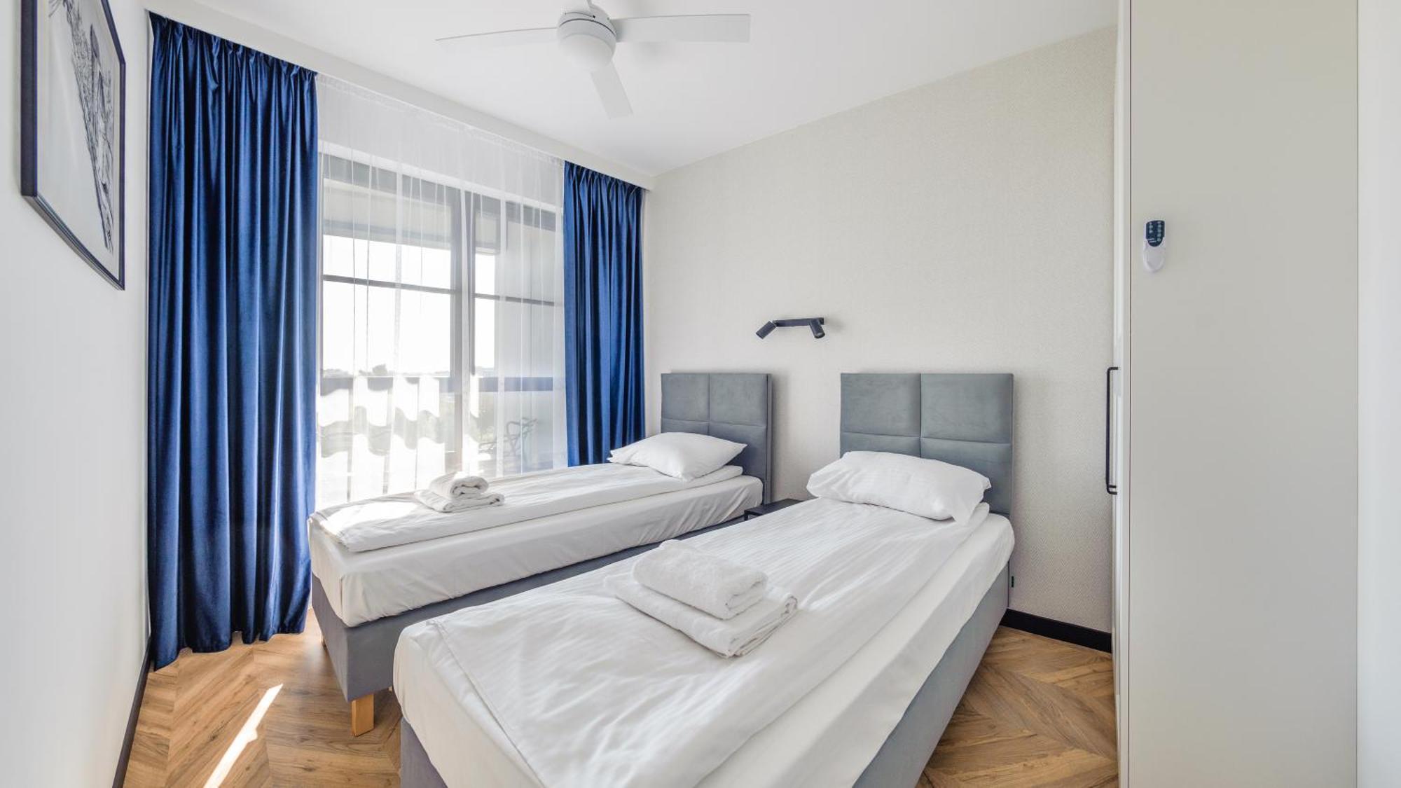 Flatbook - City Center Apartments Doki Living Gdansk Ngoại thất bức ảnh